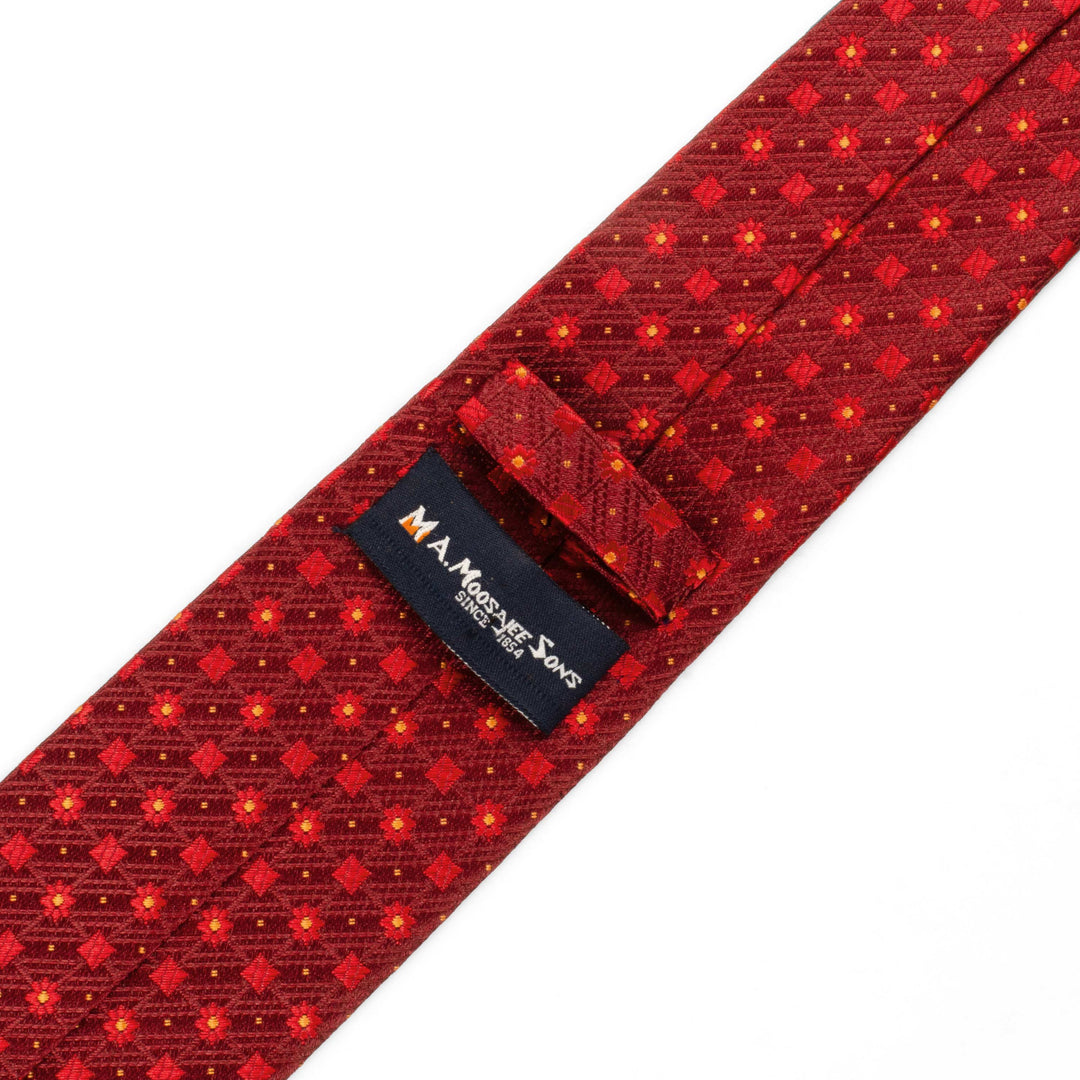 ELEGANT MAROON TIE