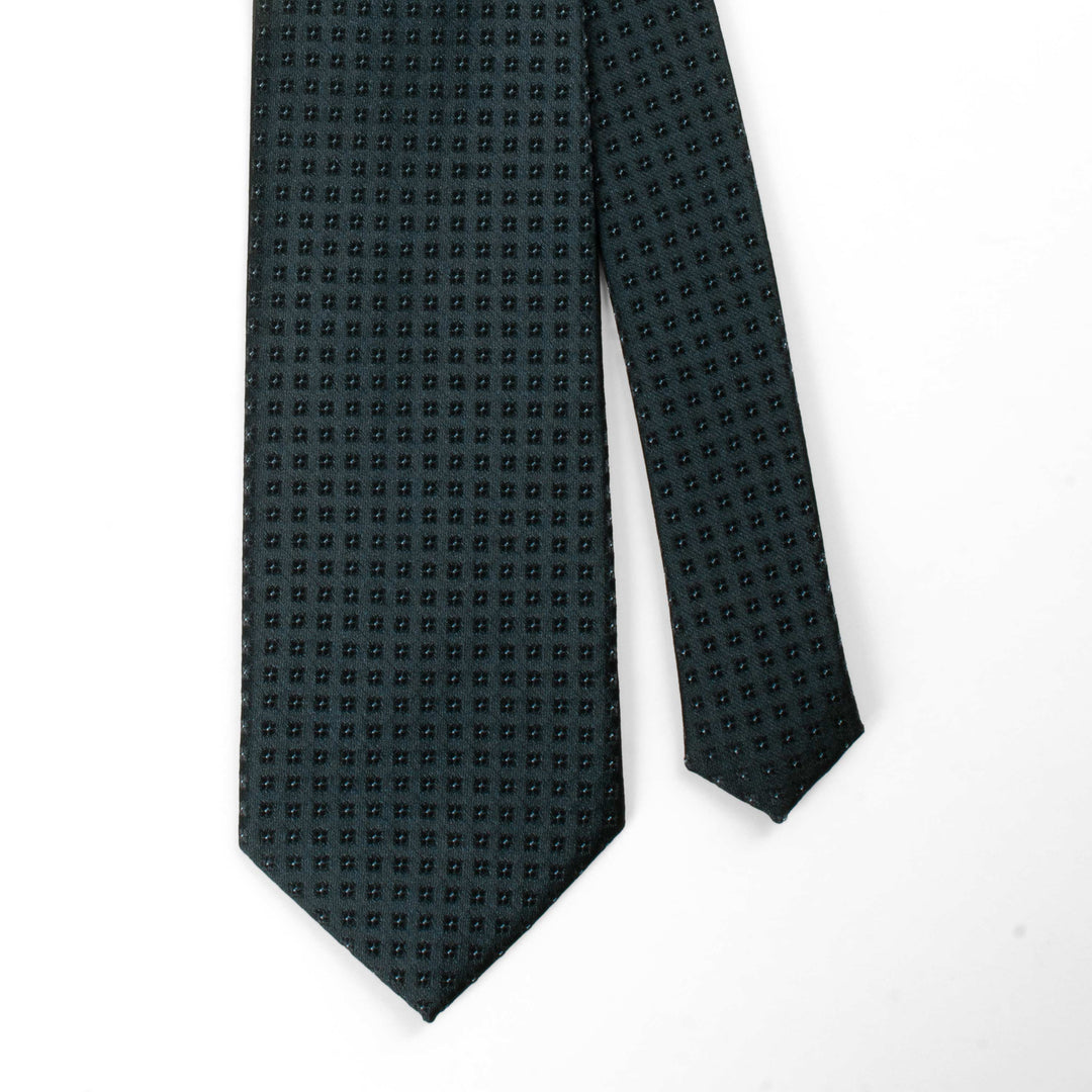 ELEGANT NAVY TIE