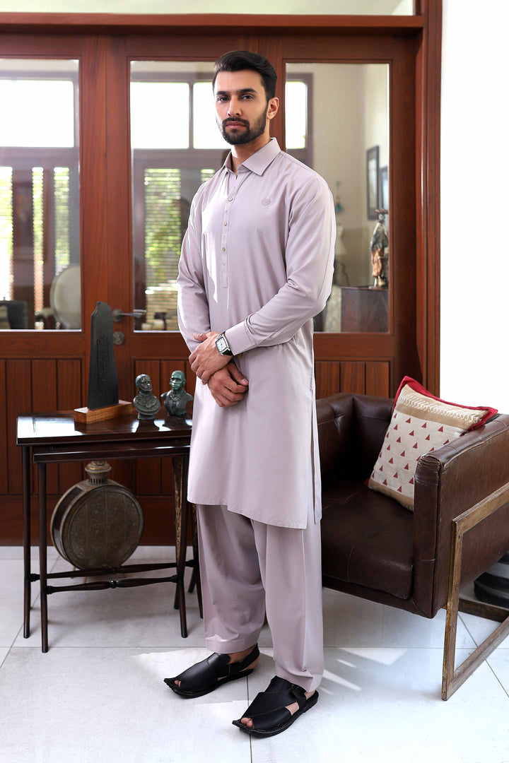 Shajar Tea Pink Kameez Shalwar