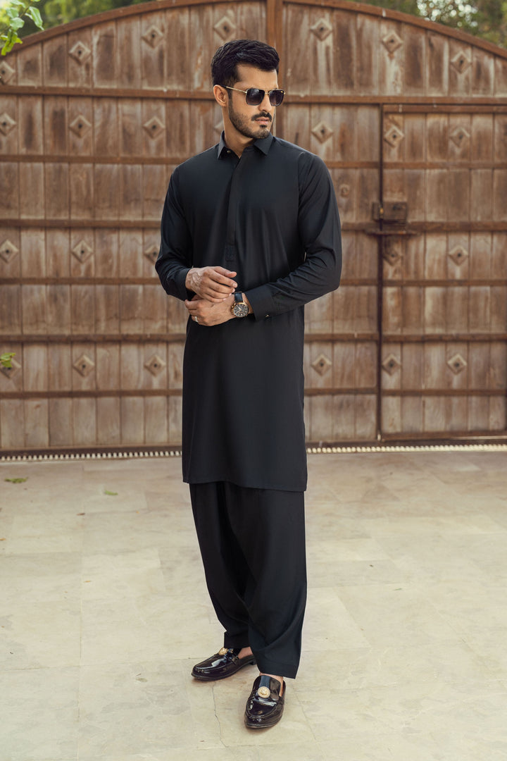 Saaz Black Shalwar Kameez