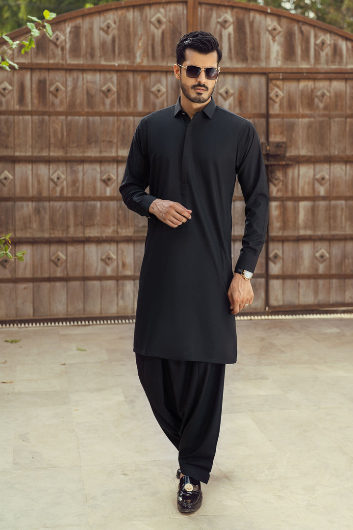 Saaz Black Shalwar Kameez