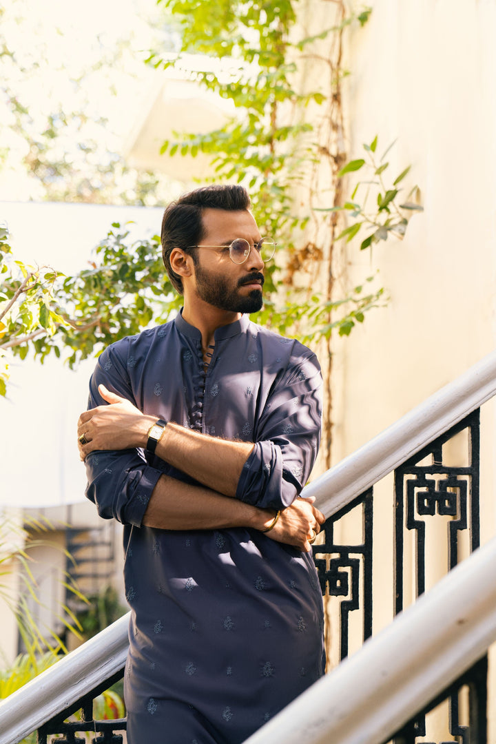Aghaaz Dark Grey Kurta Pant