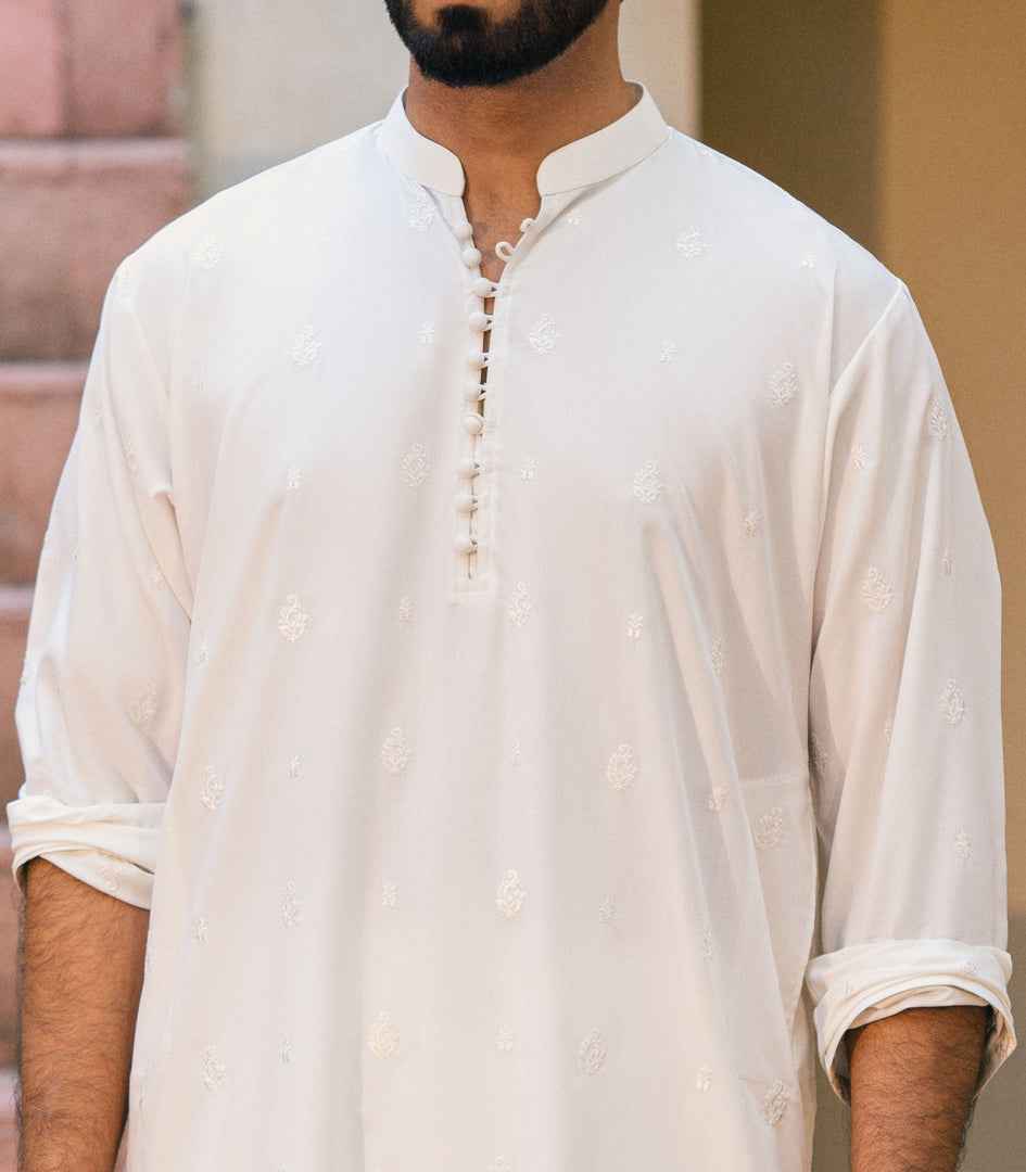 Aghaaz White Kurta Pant